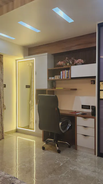 Elegant bedroom with traditional design approach and luxury finishes